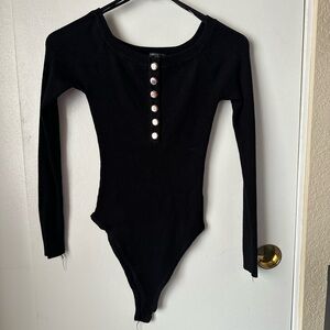 🌸 Forever 21 Black Ribbed Bodysuit with Button Accents